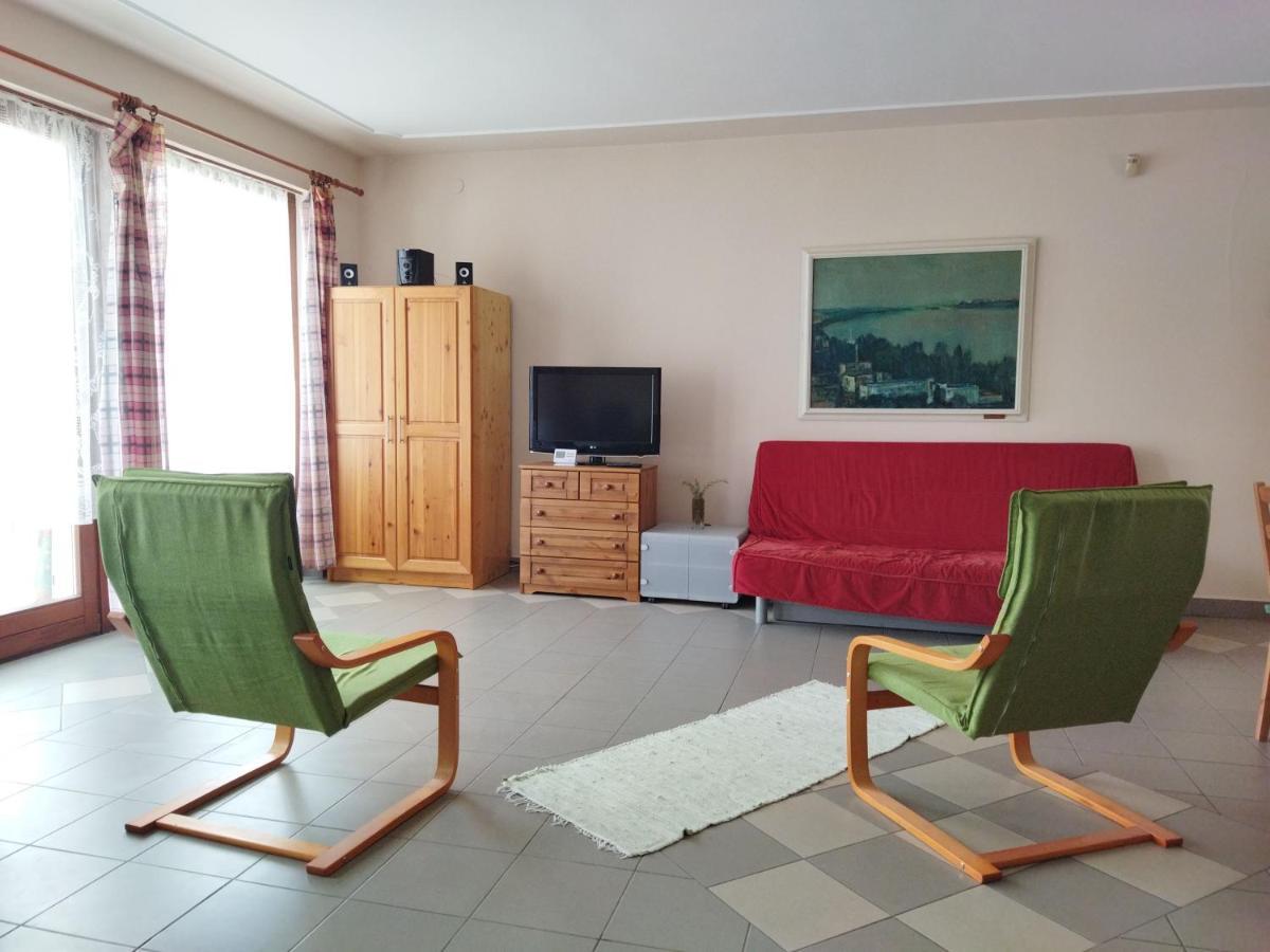 Naszály Kapuja vendégház Kosd Exterior foto